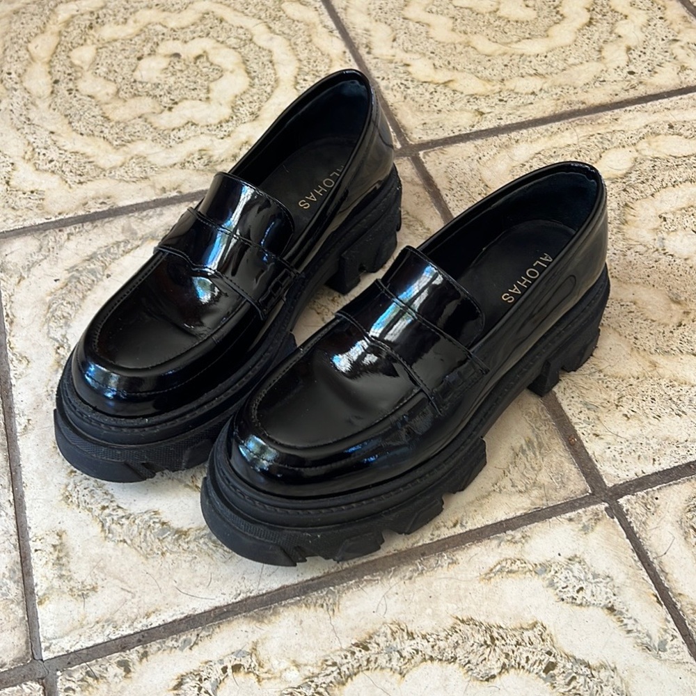 ALOHAS patent Loafer